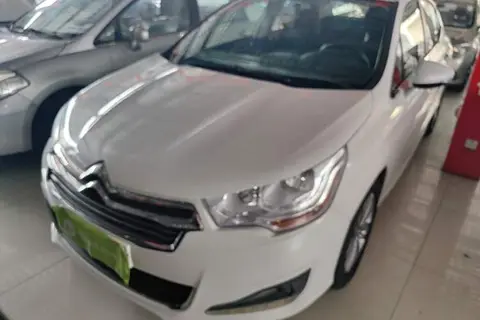 Citroën C4L 2015