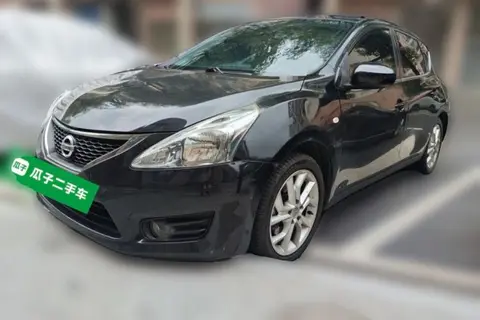 Nissan Tiida 2011