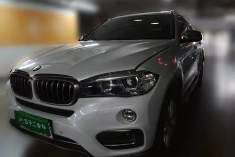 BMW X6 2011
