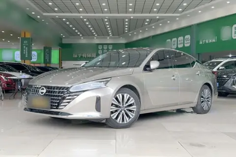 Nissan Teana 2023