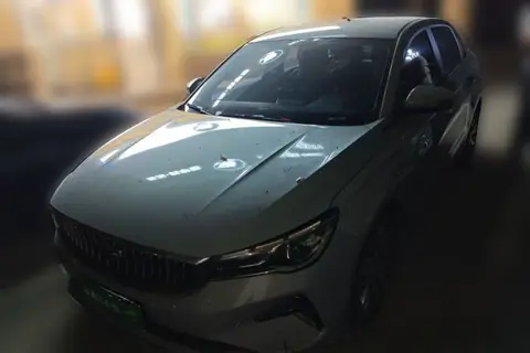 Geely Emgrand 2023