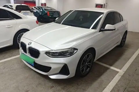 BMW 1 Series 2021