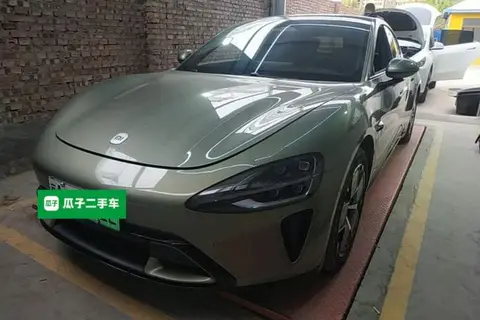 Xiaomi SU7 2024