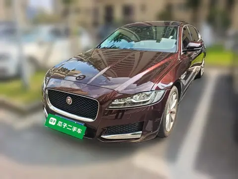 Jaguar XFL 2019
