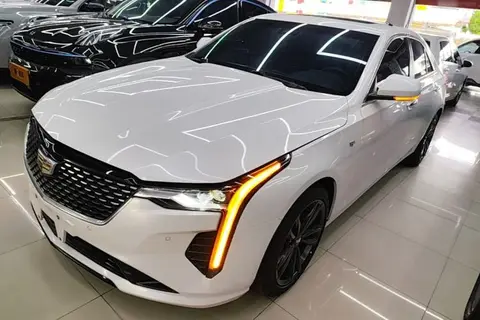 Cadillac CT4 2022