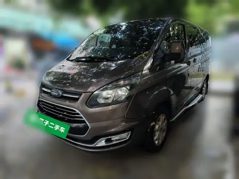 Ford Tourneo Custom 2017