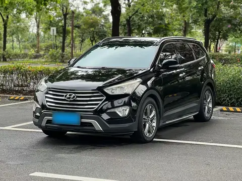 Hyundai Grand SantaFe 2014