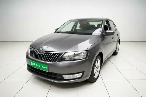 Skoda Rapid 2015