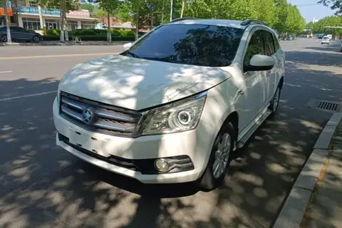 Venucia T70 2015