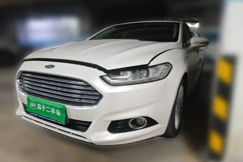 Ford Mondeo 2015