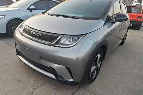 BYD Dolphin 2023