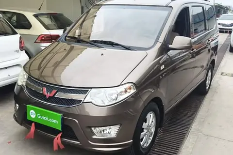 Wuling Hongguang 2018