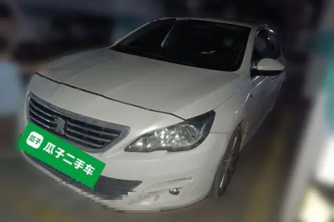 Peugeot 408 2016