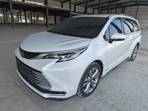 Toyota SIENNA 2023