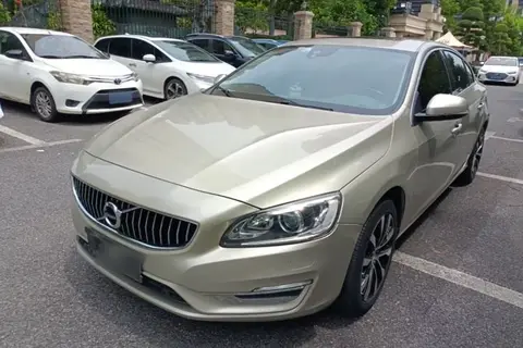 Volvo S60 2019