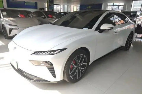 Dongfeng eπ007 2025