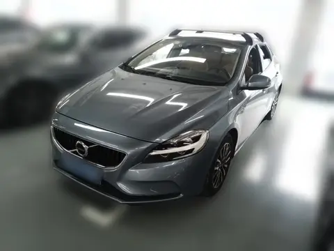 Volvo V40 2017