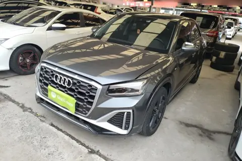 Audi Q2L 2023