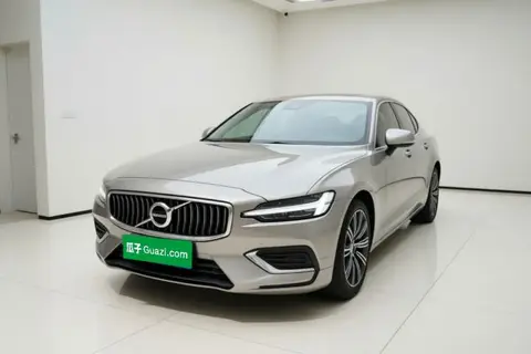Volvo S60 2022