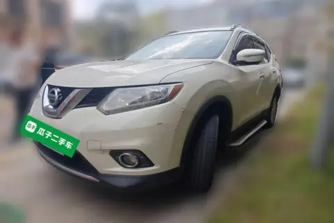 Nissan X-Trail 2015