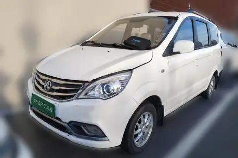 BAIC M30 2016