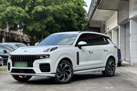 Lynk & Co 09 EM-P 2022
