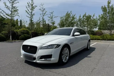 Jaguar XFL 2017