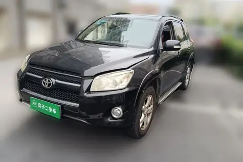 Toyota RAV4 2011