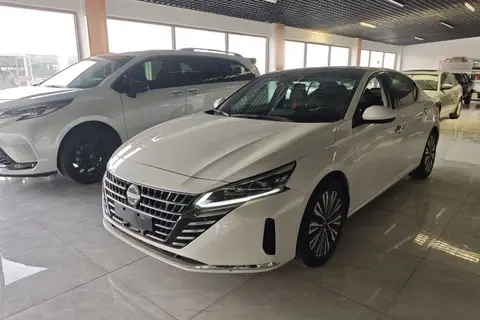 Nissan Teana 2022