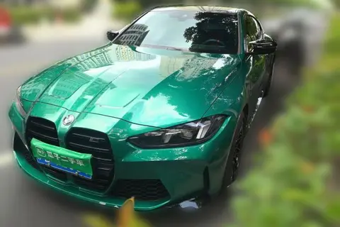 BMW M4 2025