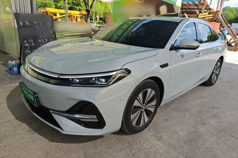 Geely Galaxy A7 2025