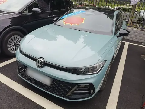 Volkswagen Passat 2024