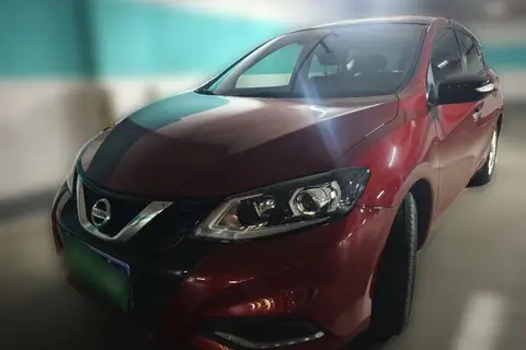 Nissan Tiida 2023