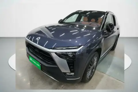 NIO ES8 2021