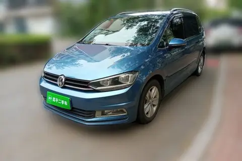 Volkswagen Touran 2016