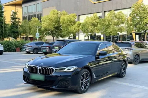 BMW 5 Series 2021