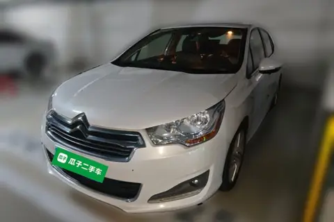 Citroën C4L 2013