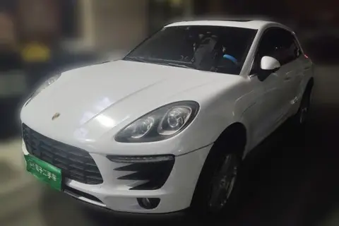 Porsche Macan 2015