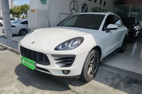 Porsche Macan 2016