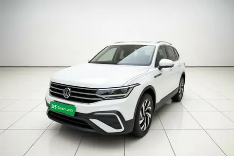 Volkswagen Tiguan L 2022