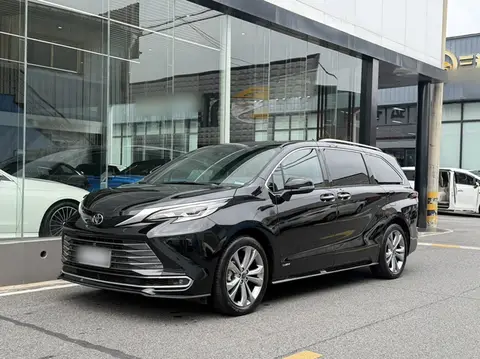 Toyota SIENNA 2024