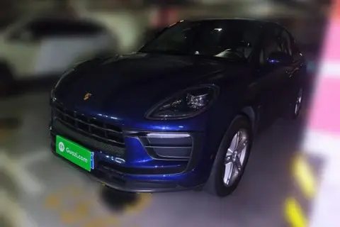 Porsche Macan 2021