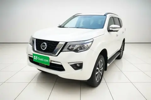 Nissan Terra 2018