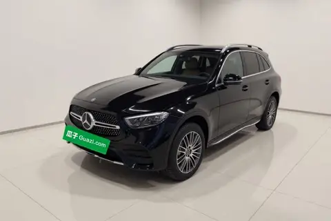 Mercedes-Benz GLC 2025
