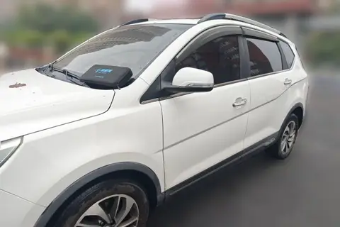 Baojun 560 2015