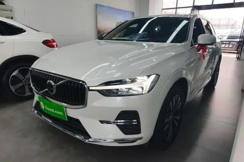 Volvo XC60 2022