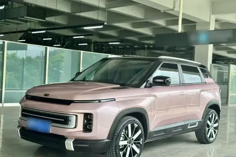 Geely ICON 2022