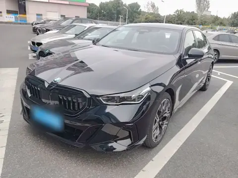 BMW 5 Series 2025