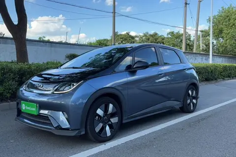 BYD Dolphin 2023