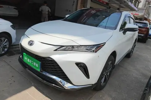 Toyota Venza 2023